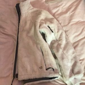 Mountain hardwear women’s fuzzy fleece